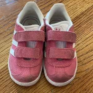 Adidas toddler shoes